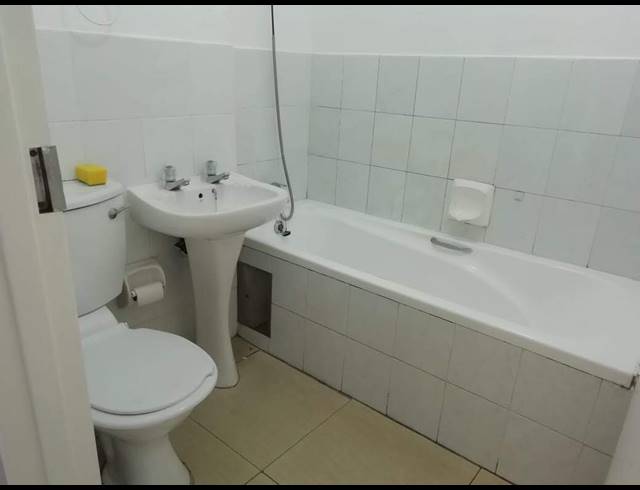 1 BEDROOM APARTMENT RENTED IN ESSENWOOD
